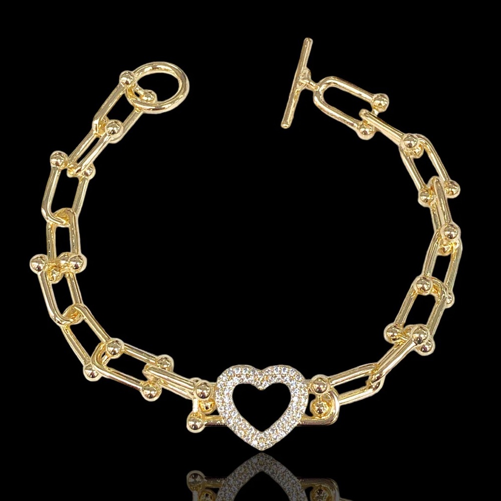 Gold Heart Link Bracelet
